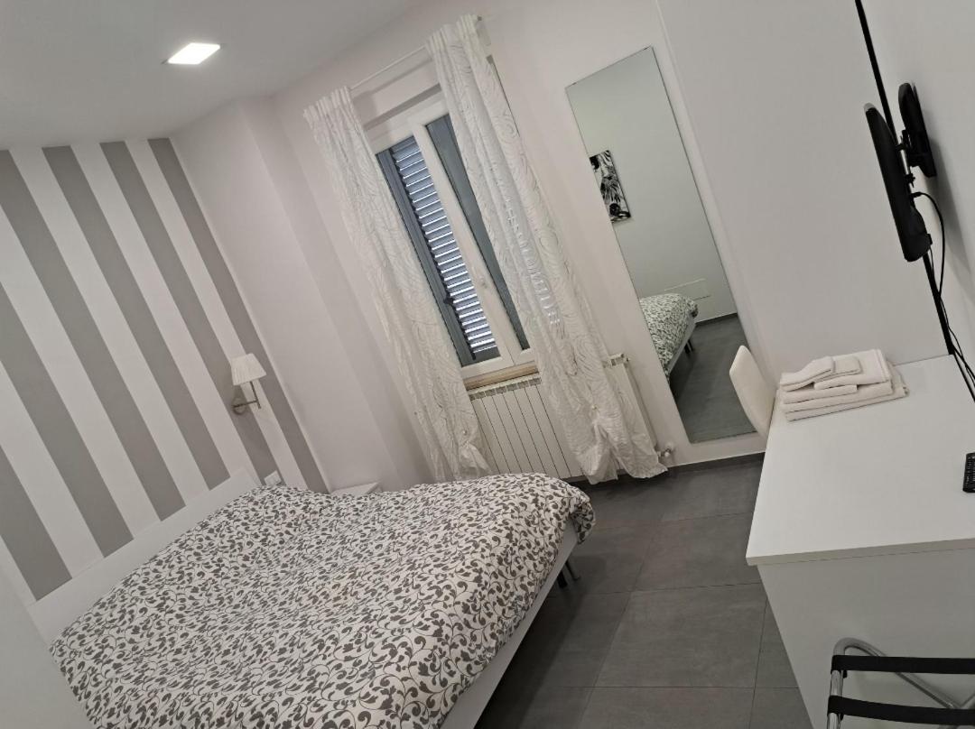 Massaro Apartments Via Firenze Pescara Abruzzo Eksteriør billede